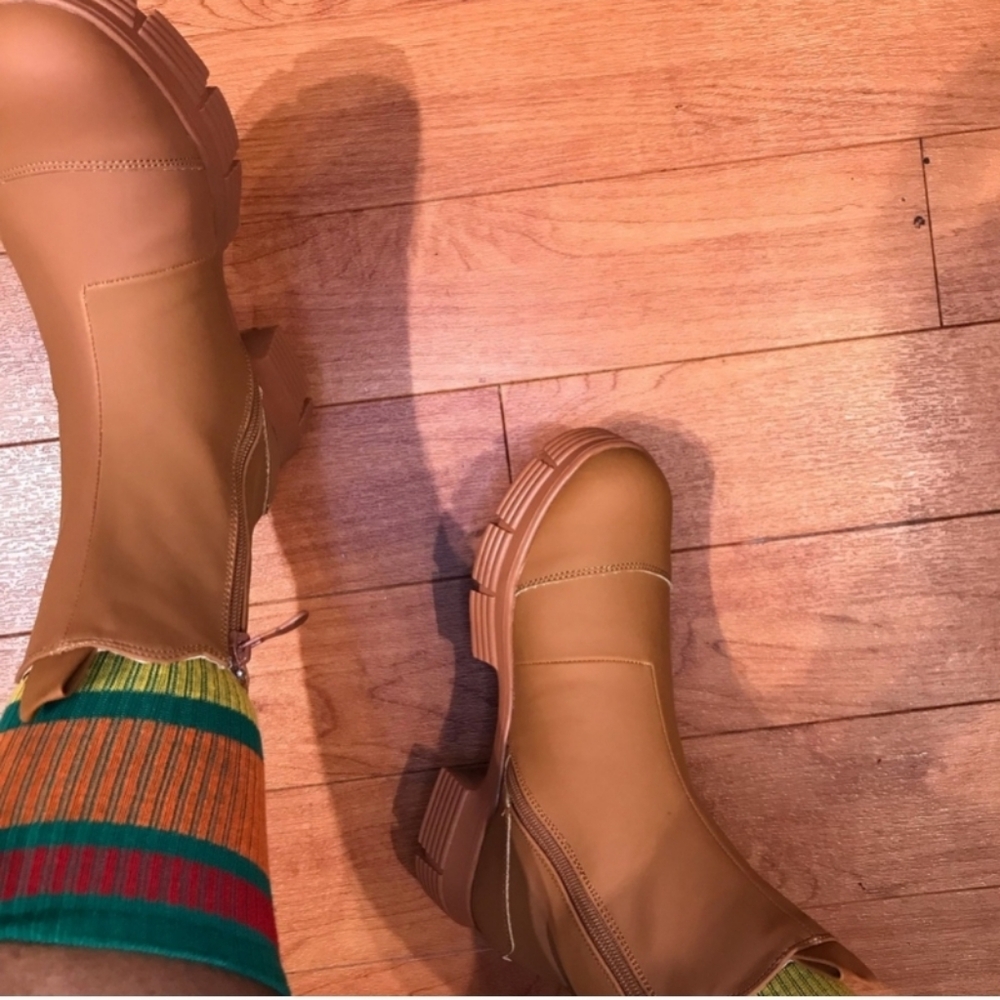 Tan Women's Boots